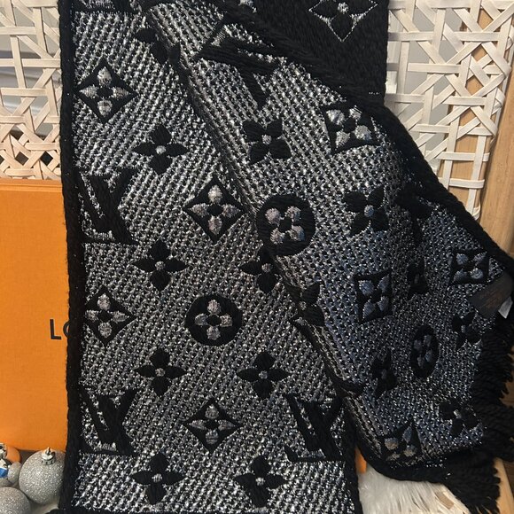 Louis  Vuitton Logomania Shine Scarf In Black and Silver with Box! - Picture 3 of 6